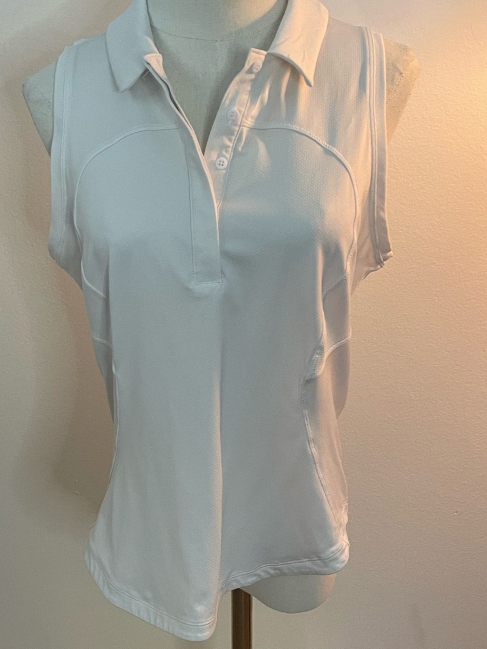 Lululemon Quick Dry Sleeveless Polo Shirt White Size 8
